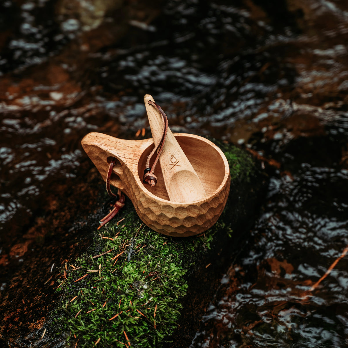 OMA Kuksa cup, 1,8 dl with horn decoration, Kuksa (Tree Wart Cups)